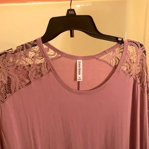 Zenana premium shirt. 1x, mauve
